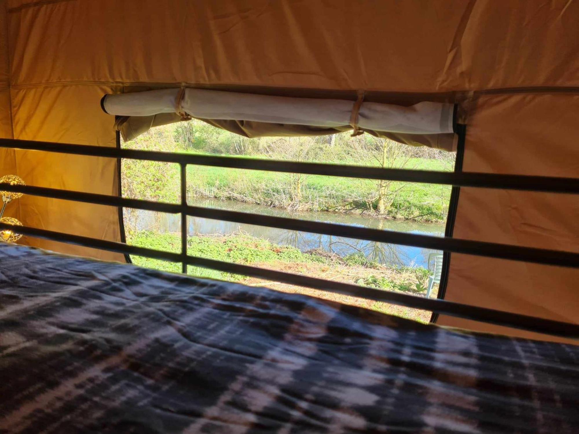 Camping De La Touche Ligueil Kültér fotó